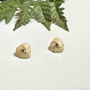Ladies Pierced Earrings Cream Color "Gold Tone" Pretty Dressy Classy Enamel